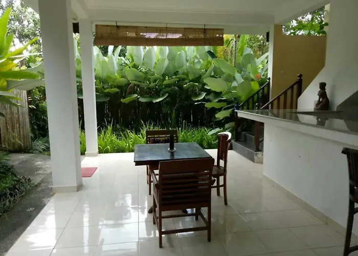 Cahaya Intan *